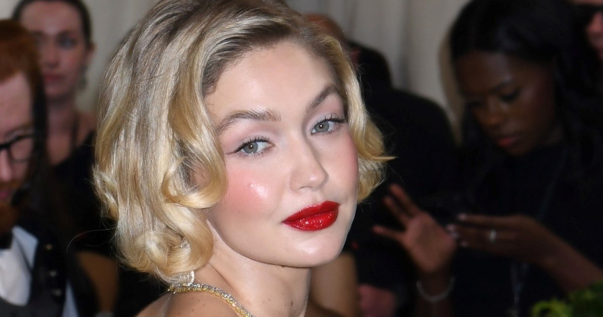 Ruž koji Gigi Hadid nosi na crvenom tepihu košta manje nego što mislite