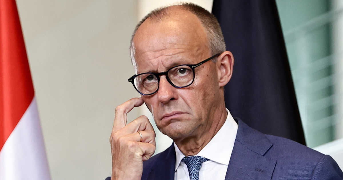 Merz Iranu: Prestanite destabilizirati regiju i prekinite blokadu Hormuza