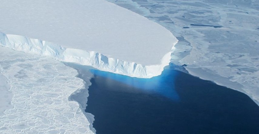 Topla voda otapa slabe točke na antarktičkom "glečeru sudnjeg dana"