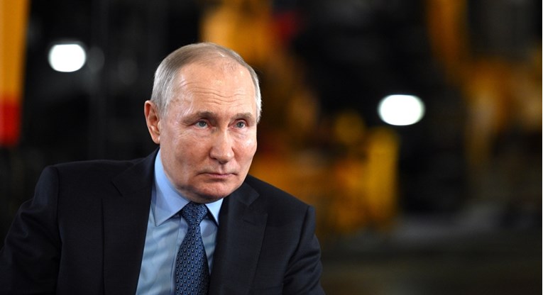 Ruski prebjeg: Putin je paranoičan, živi po bunkerima, koristi tajnu mrežu vlakova...