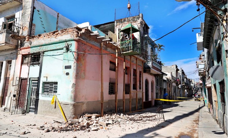 Povučeno upozorenje za tsunami nakon potresa kod Kube