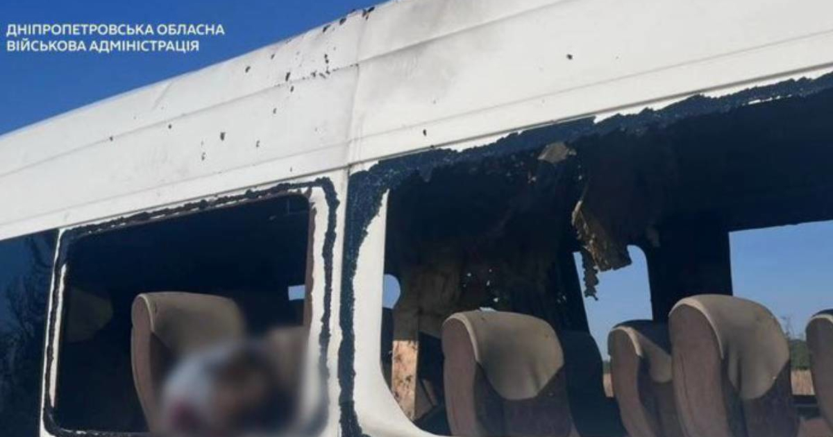 Ruski dron pogodio minibus u Ukrajini, petero mrtvih