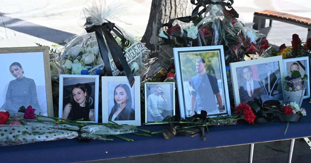 U Kočanima održan masovni sprovod za 30 poginulih u požaru kluba