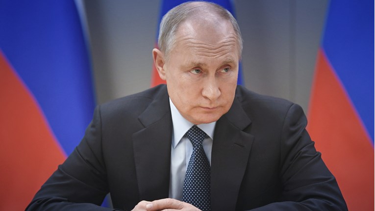 Putin naredio masovno cijepljenje protiv korone u Rusiji, počinje idući tjedan