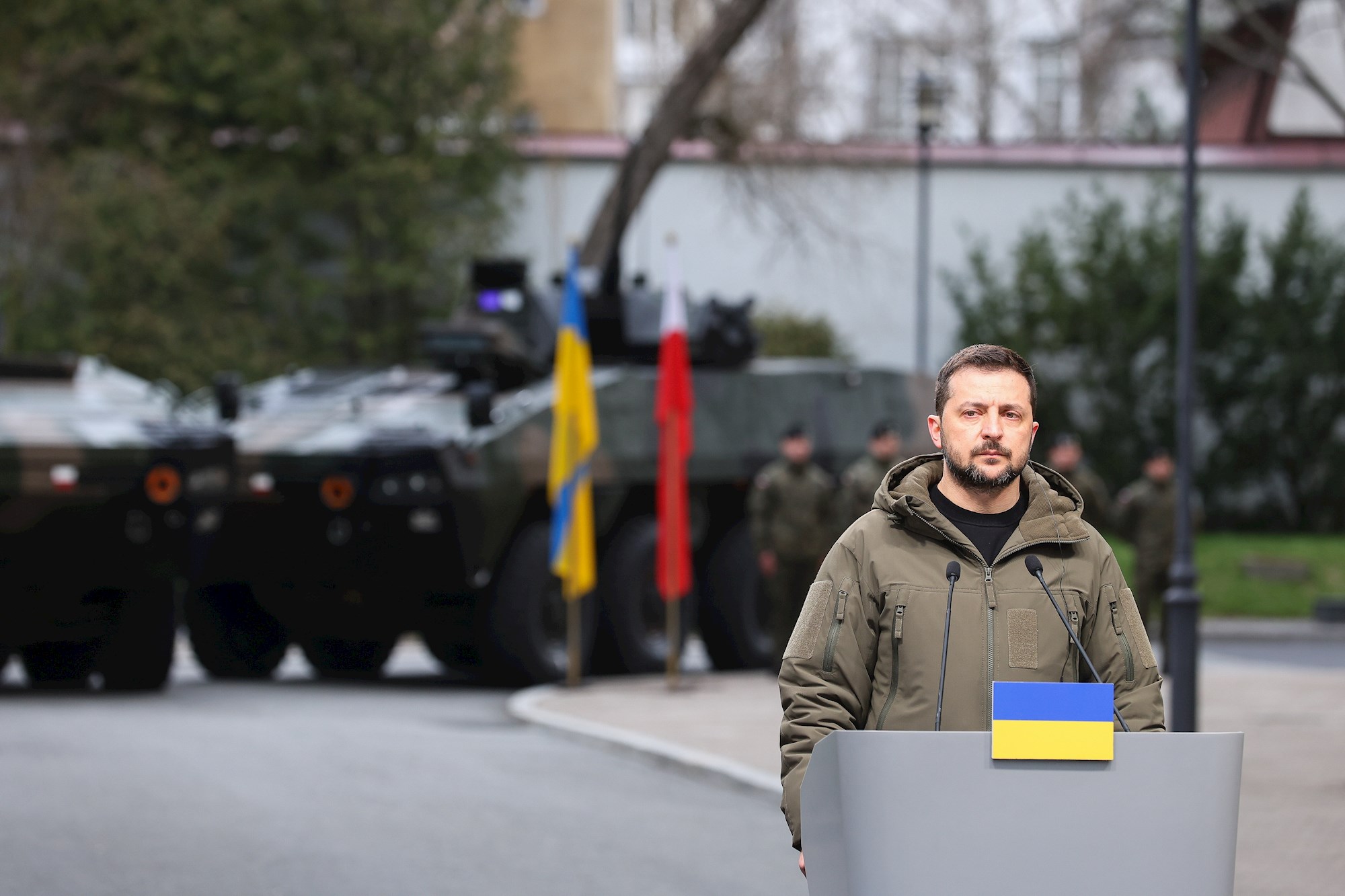Ukrajina javlja o novim napadima na Uskrs. Zelenski poslao uskrsnu poruku Ukrajincima