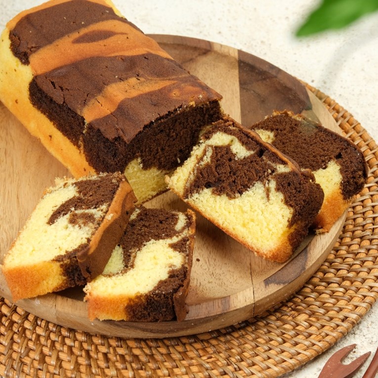 Ovaj mramorni kolač s jogurtom topi se u ustima, morate si zapisati recept