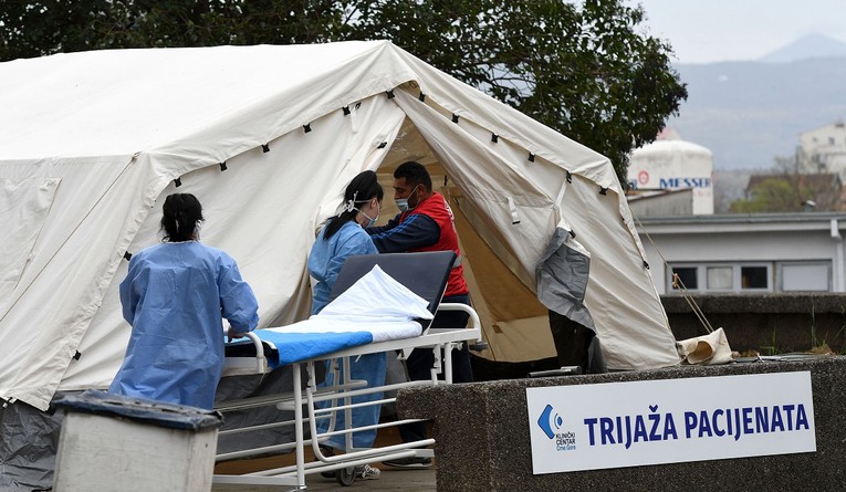 Crnogorski epidemiolozi sumnjaju na 23 slučaja novog soja korone