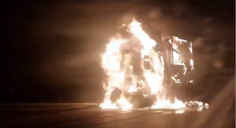 VIDEO Ogromne gužve na zagrebačkoj obilaznici, gori kamion