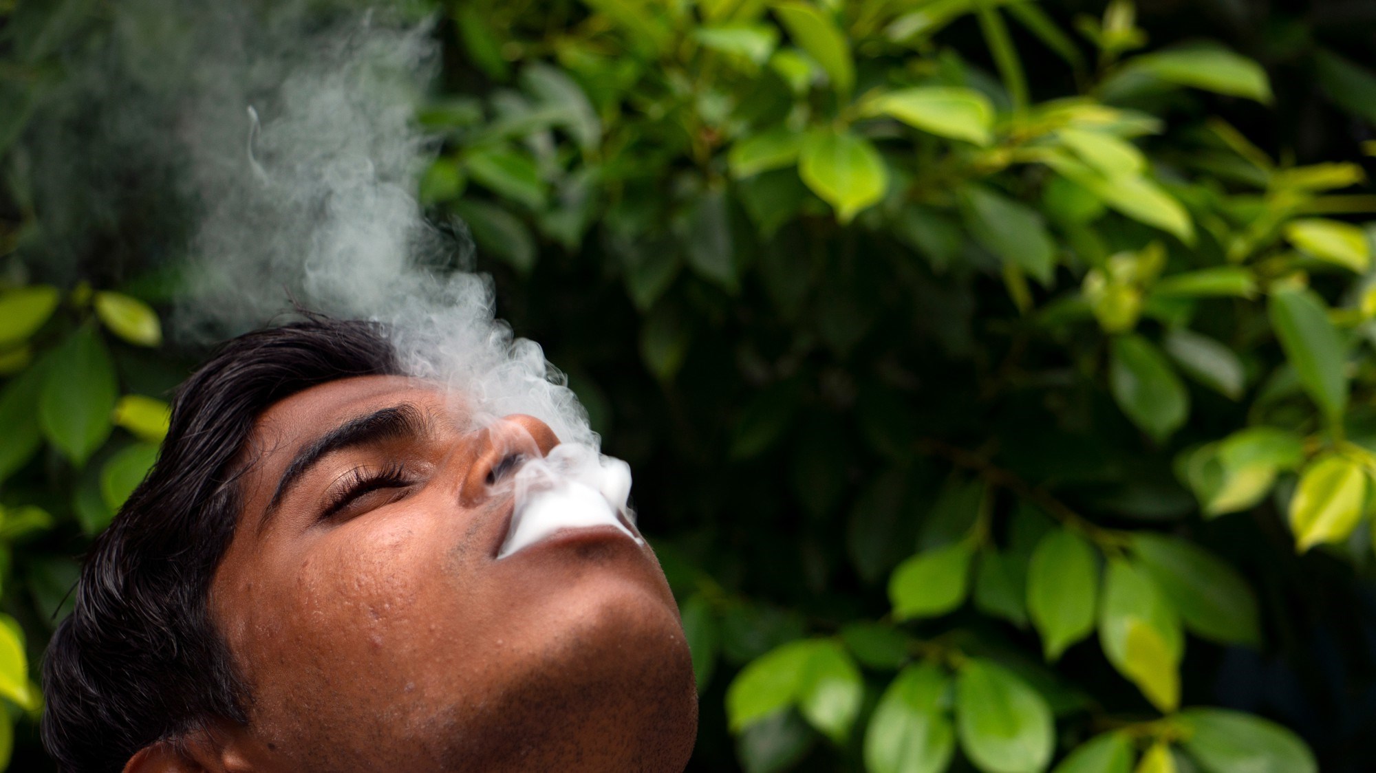 Maldivi uveli zabranu pušenja za rođene nakon 2007.