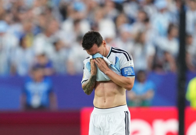 VIDEO Messi plakao dok je zabijao za povijest: Prolazim teške dane