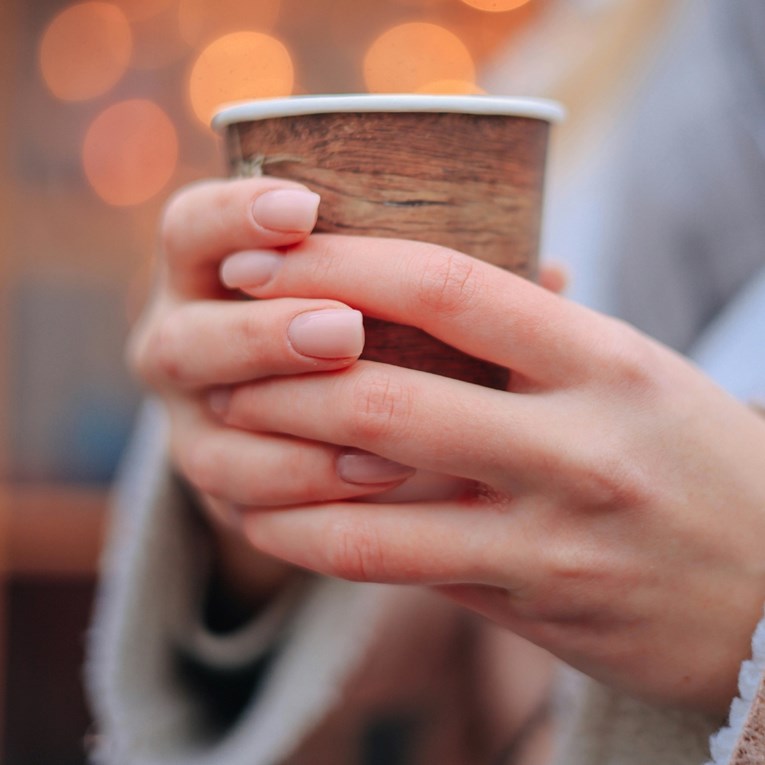 Objavila sliku nokta na Redditu, korisnici je upozorili na mogući rak