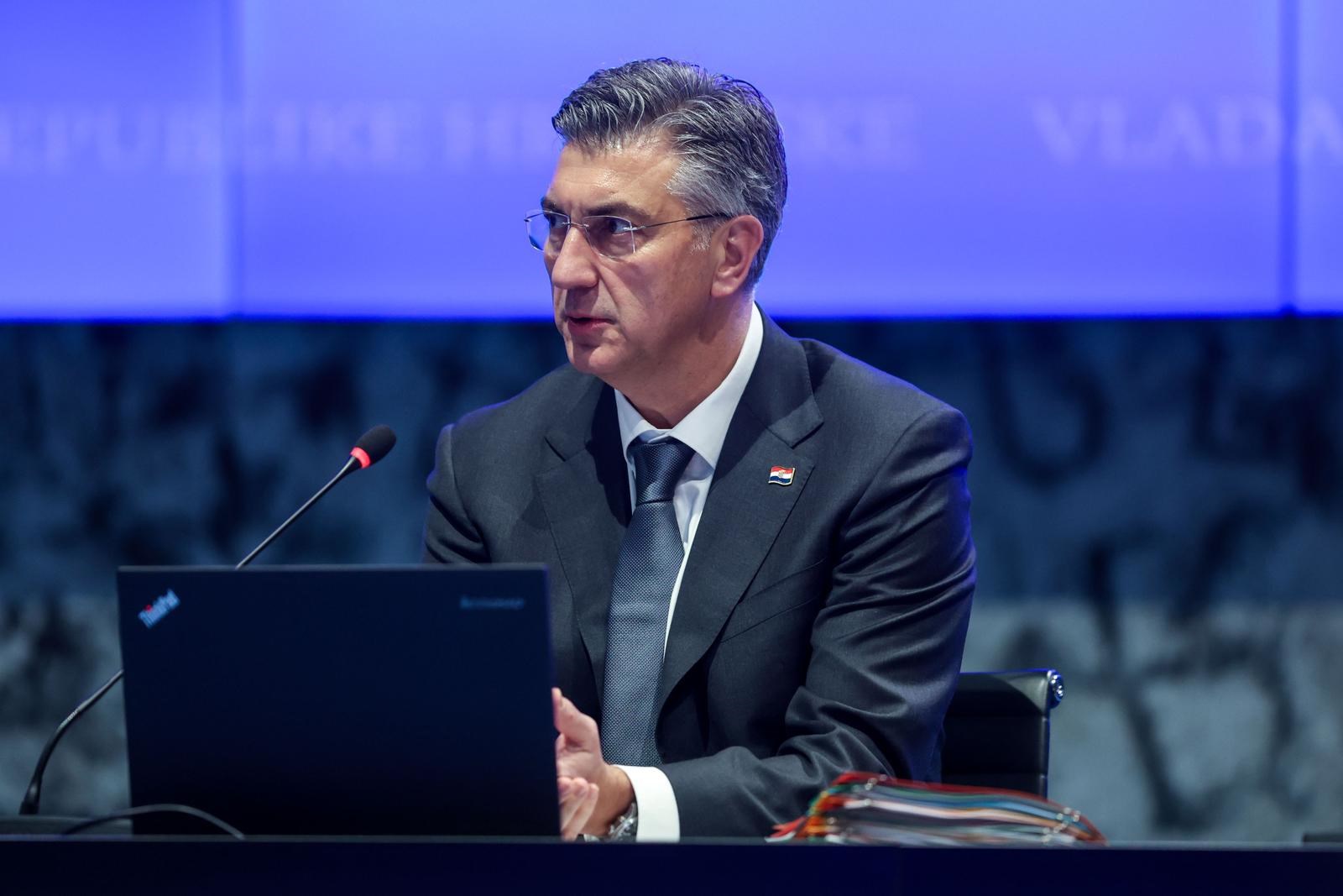 Plenković: Traje spašavanje više osoba iz Save, nema potvrde o preminulima