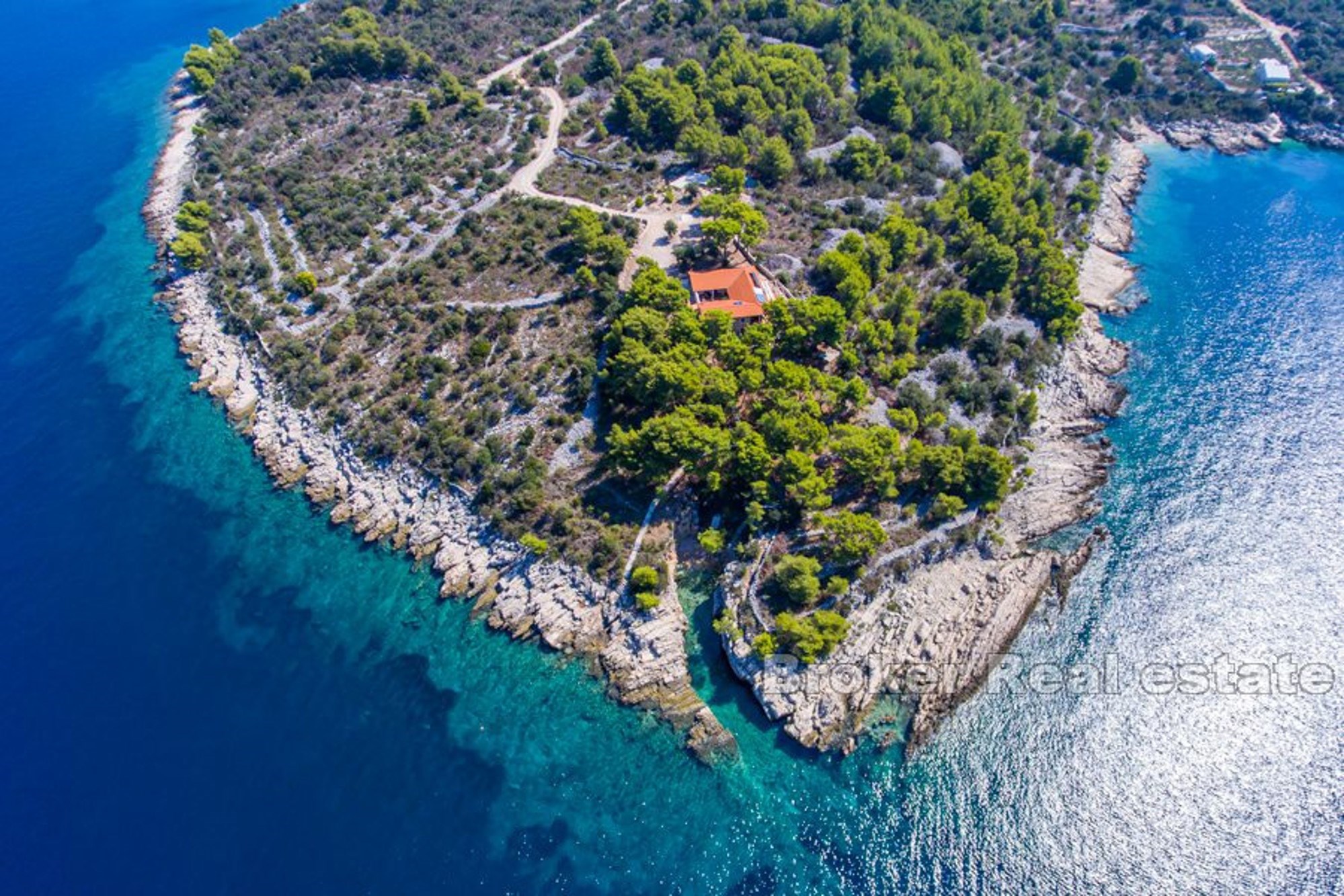 FOTO Imanje na otočiću u Dalmaciji prodaje se za 3.5 milijuna eura