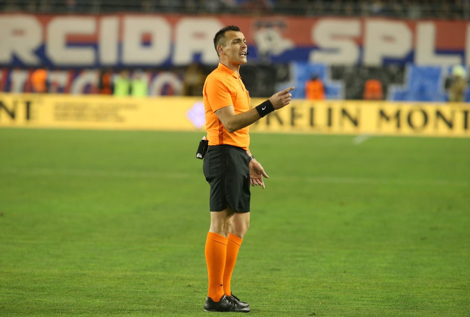 Poslušajte što je sve Torcida skandirala sucu Ivanu Bebeku