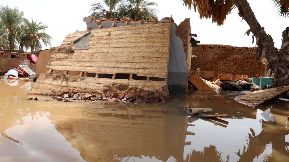 U poplavama u Sudanu poginulo najmanje 10 osoba, oštećene tisuće kuća