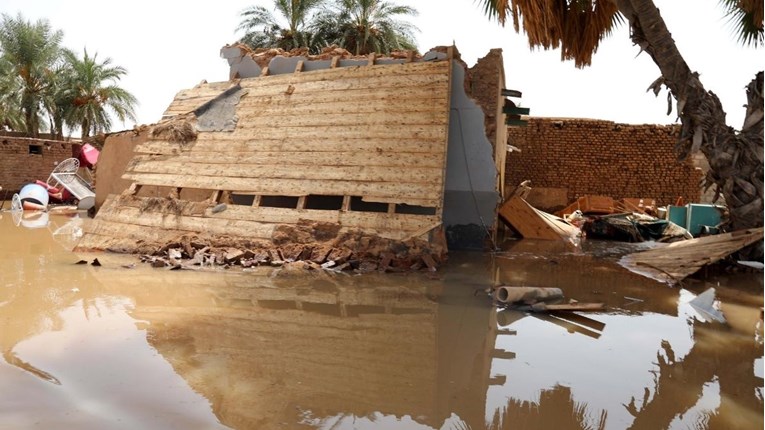 U poplavama u Sudanu poginulo najmanje 10 osoba, oštećene tisuće kuća