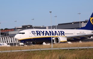 Putnik (33) preminuo na letu Ryanaira za Torino, s njim je bila i trudna supruga
