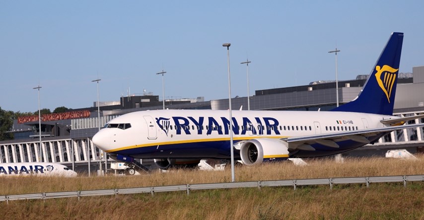 Putnik (33) preminuo na letu Ryanaira za Torino, s njim je bila i trudna supruga