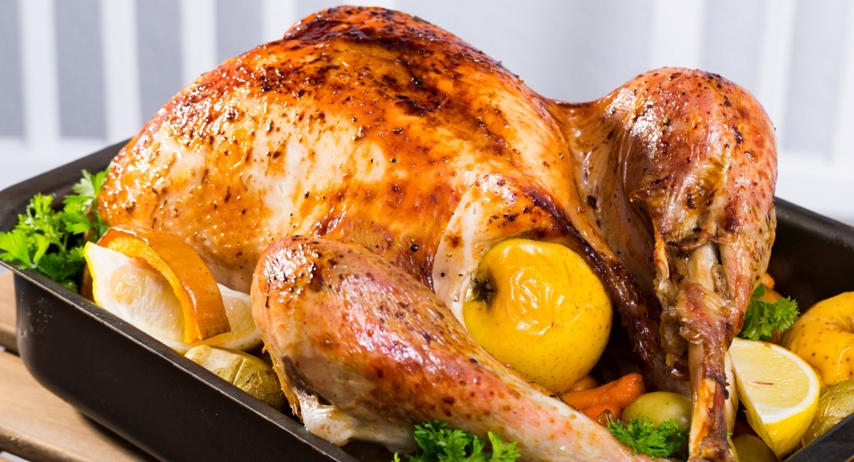 Martha Stewart kune se u ovaj spektakularan trik za sočnu, pečenu puricu