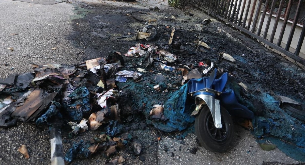 U Splitu sinoć izgorjela dva plastična kontejnera