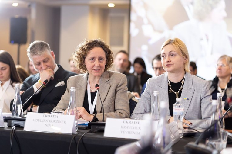 Obuljen Koržinek sudjelovala na konferenciji u Ukrajini