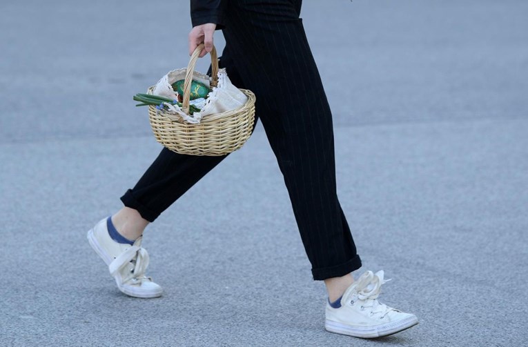 Sindikat: Ne živimo od kreditnog rejtinga nego od plaća i mirovina, i to teško