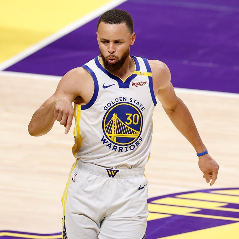 Promjena pravila u NBA ligi. Više će se pucati s centra terena