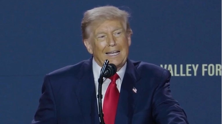 Trump: Htio sam razbiti Nvidiju, nisam znao ni tko je njen šef