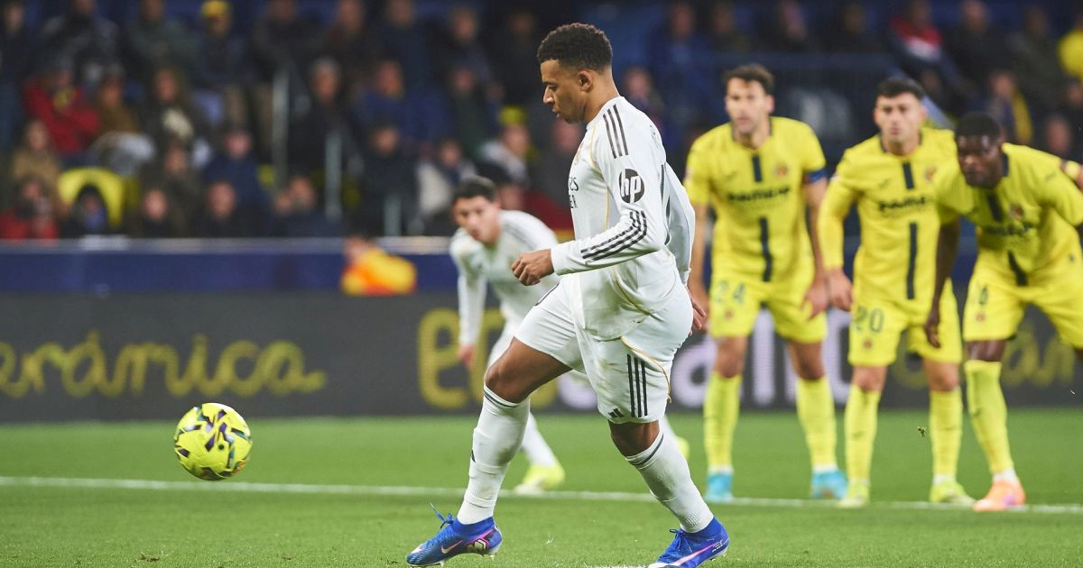 VIDEO Mbappe je zabio panenkom. Ljubio je suigrača i ponavljao "Ovo je za tebe"