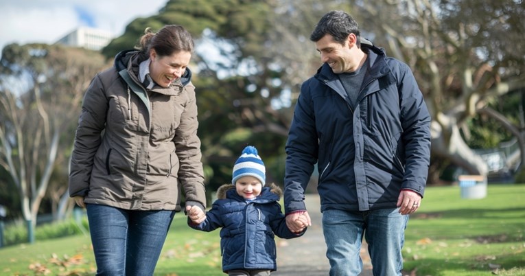 S njima je odrastanje veselo: Najopušteniji horoskopski znakovi kad postanu roditelji