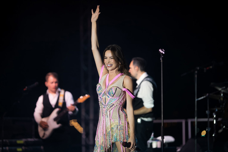 Severina nastupila na plaži u Crikvenici