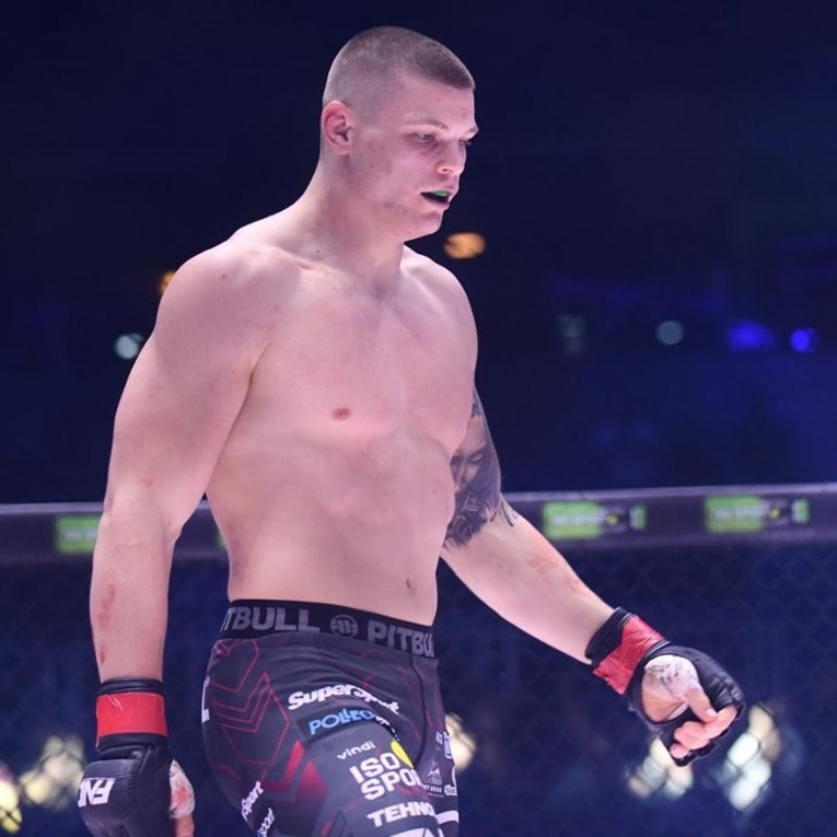 Hrvatski MMA borac pobjedu posvetio poginulom prijatelju i rasplakao cijelu dvoranu