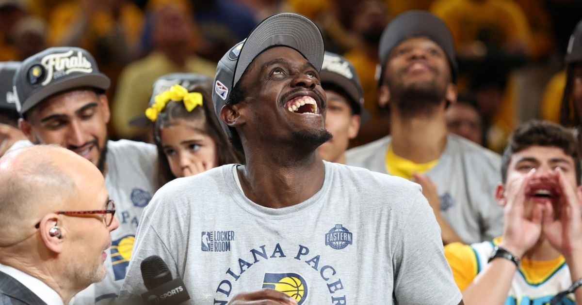 Kao dijete odbio je biti pop i napustio je Afriku. Sada je odveo ekipu u NBA finale