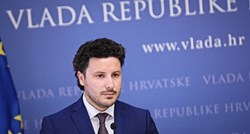 Crnogorski premijer: Spomen-ploču u Morinju treba ukloniti i postaviti novu