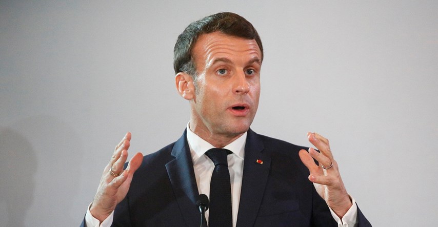 Macron ne popušta, želi da Francuzi rade dvije godine više
