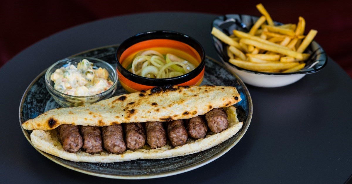 VIDEO Probali smo "hrvatske ćevape" o kojima raspravlja regija