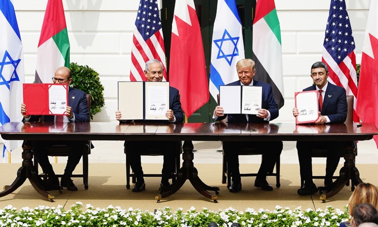 Što Emirati i Bahrein imaju od povijesnog sporazuma s Izraelom?
