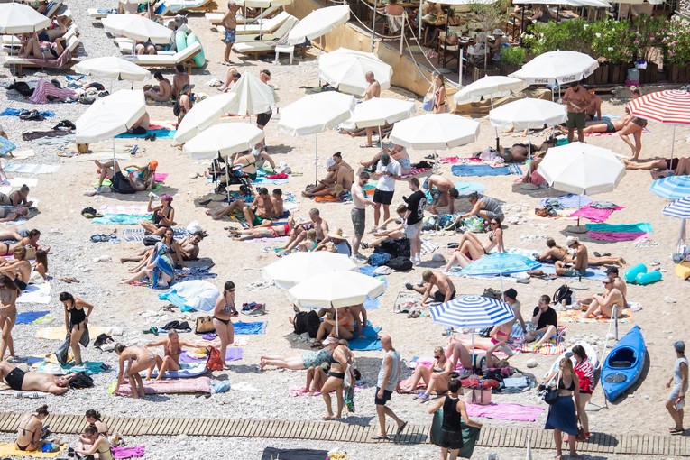 Vrijeme kad se svaki apartman punio sam od sebe je prošlo. Matematika je neumoljiva