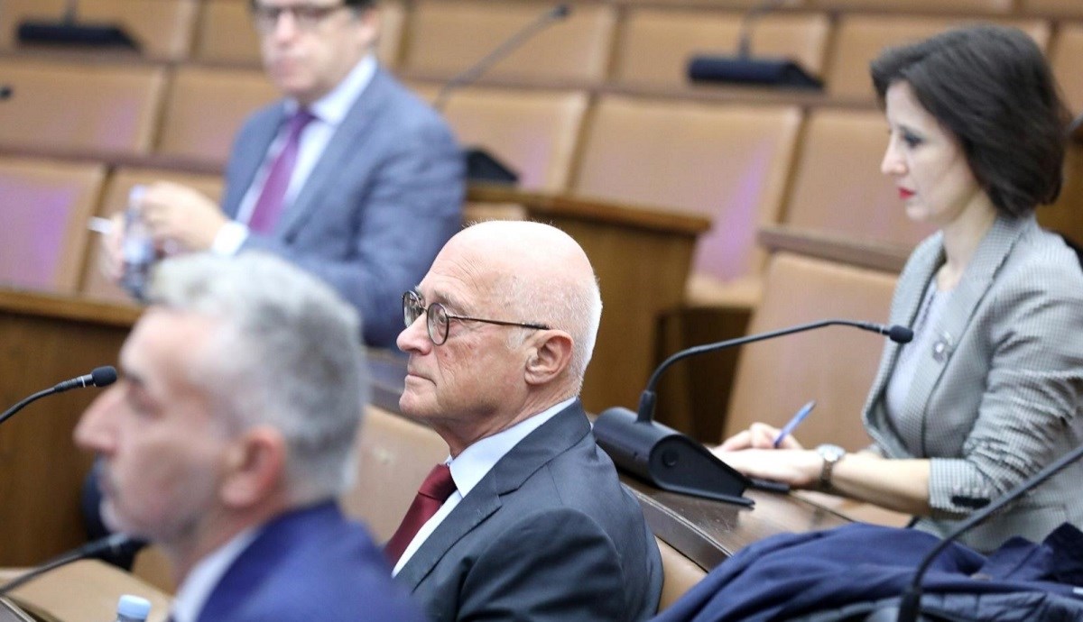 Petrović: Bio sam u NO-u Ine i požalio sam. Štern: Inom se upravljalo nakaradno