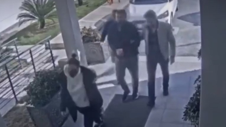 VIDEO Masovna hapšenja građevinara u Turskoj, objavljene snimke. "Htjeli su pobjeći"