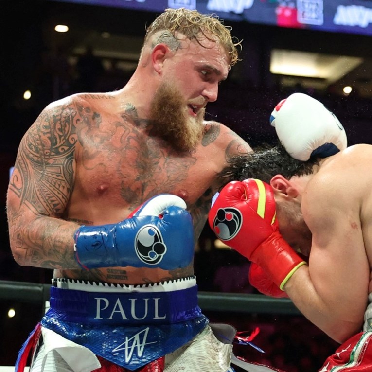 Jake Paul pobijedio bivšeg prvaka. Legendarni otac poraženog urlao uz ring
