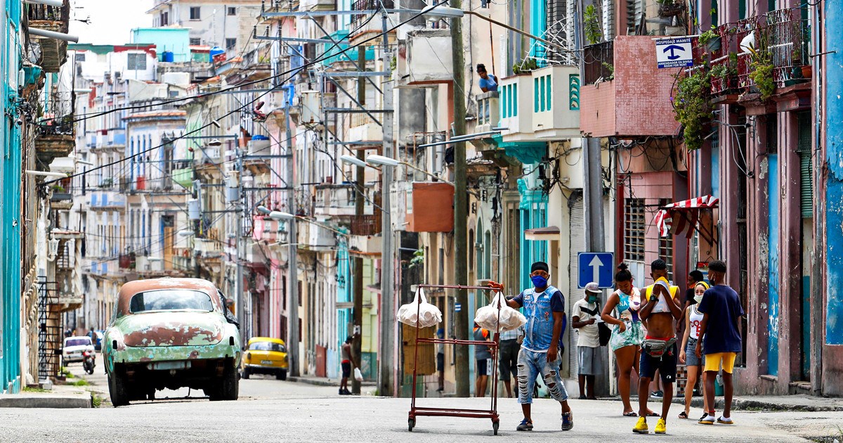 U zemlji koja je obećavala ljudi su danas teška sirotinja. Kako je propala Kuba?