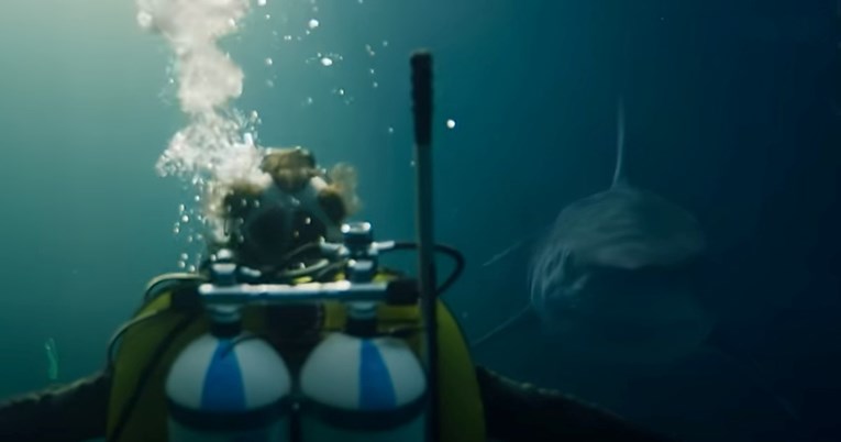 Netflix objavio trailer za triler o opasnom morskom psu koji uzrokuje kaos u Parizu