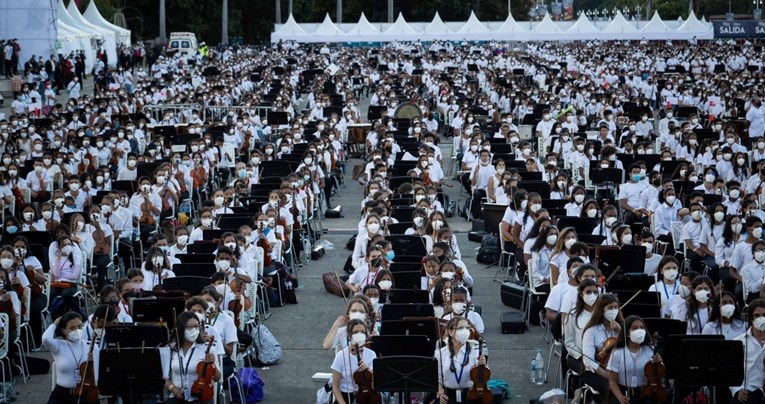 Venezuela postavila Guinnessov rekord s najvećim svjetskim orkestrom