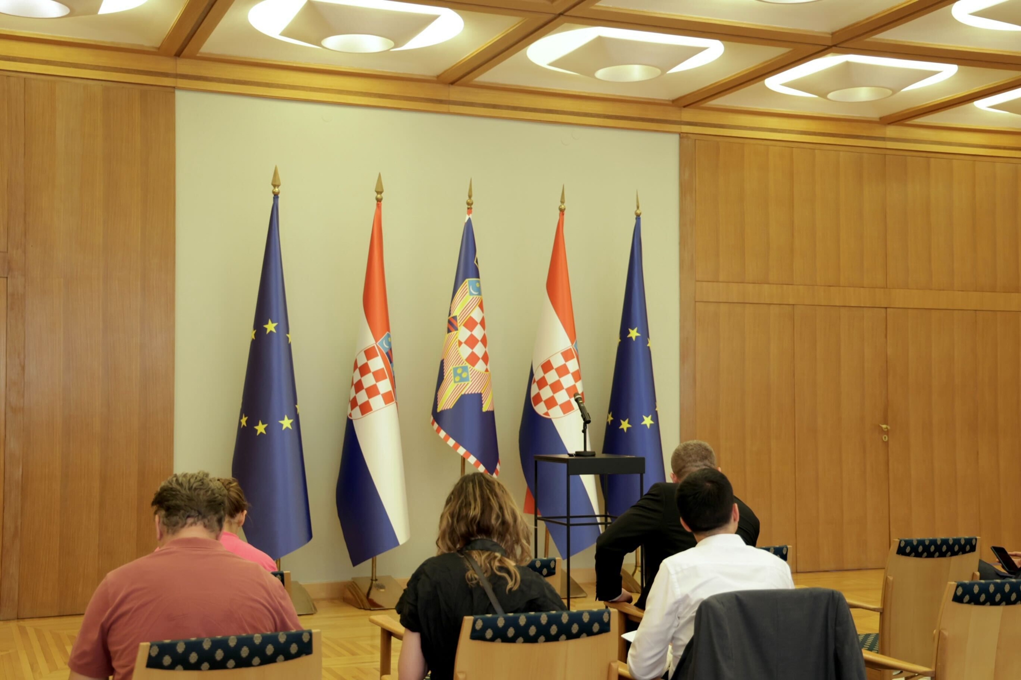 USKORO UŽIVO Milanović pozvao novinare na Pantovčak, čeka se odgovor Plenkoviću