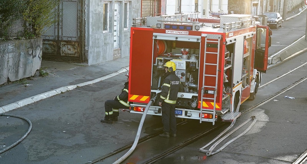 Dvoje male djece poginulo u požaru u Srbiji