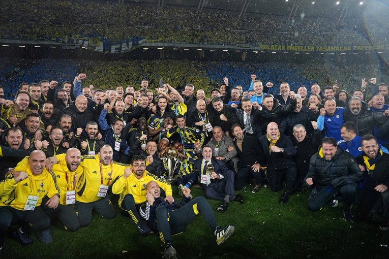 Svaki novi igrač Fenerbahčea će ubuduće izdvajati 1% plaće za humanitarnu pomoć djeci