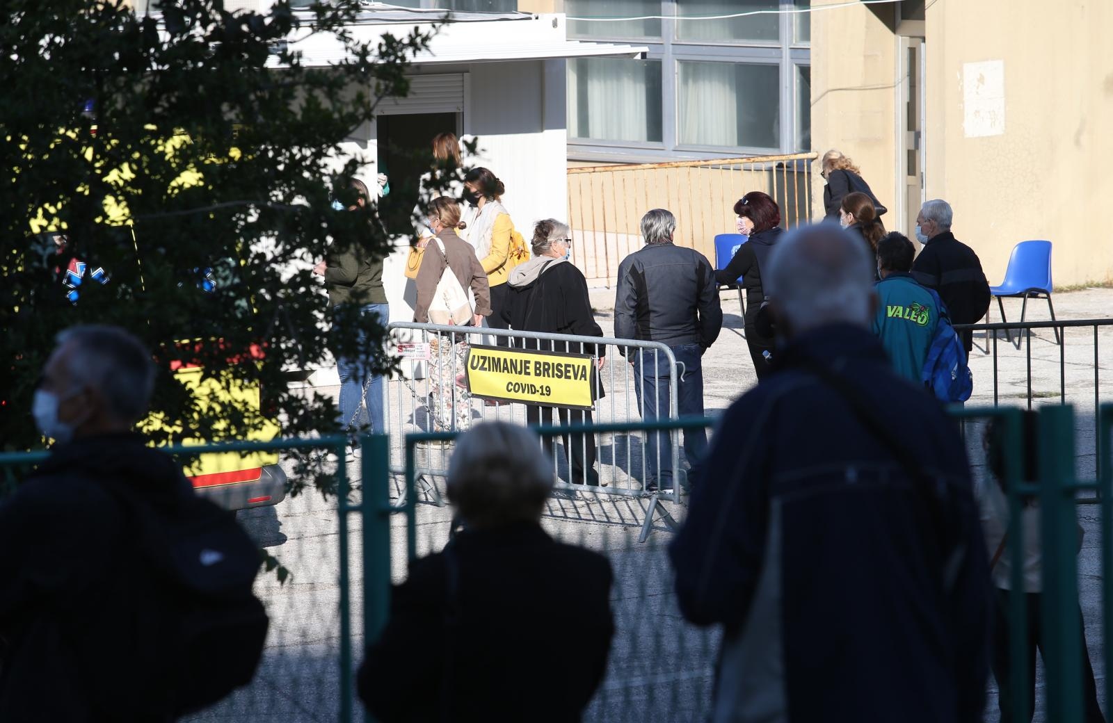 U Splitsko-dalmatinskoj od 1294 testirana 352 nova slučaja