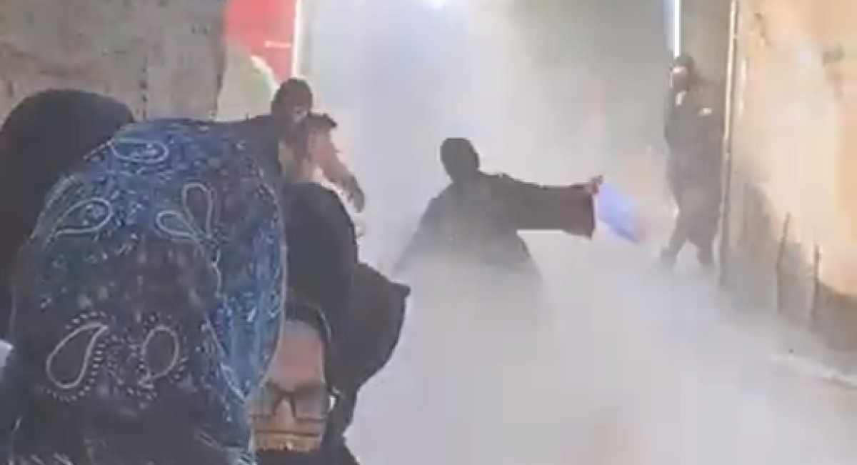 VIDEO Prosvjedovale žene u Afganistanu, talibani ih rastjerivali vodenim topovima