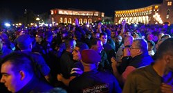 Prosvjed u Armeniji nakon predaje Nagorno-Karabaha, traži se ostavka premijera